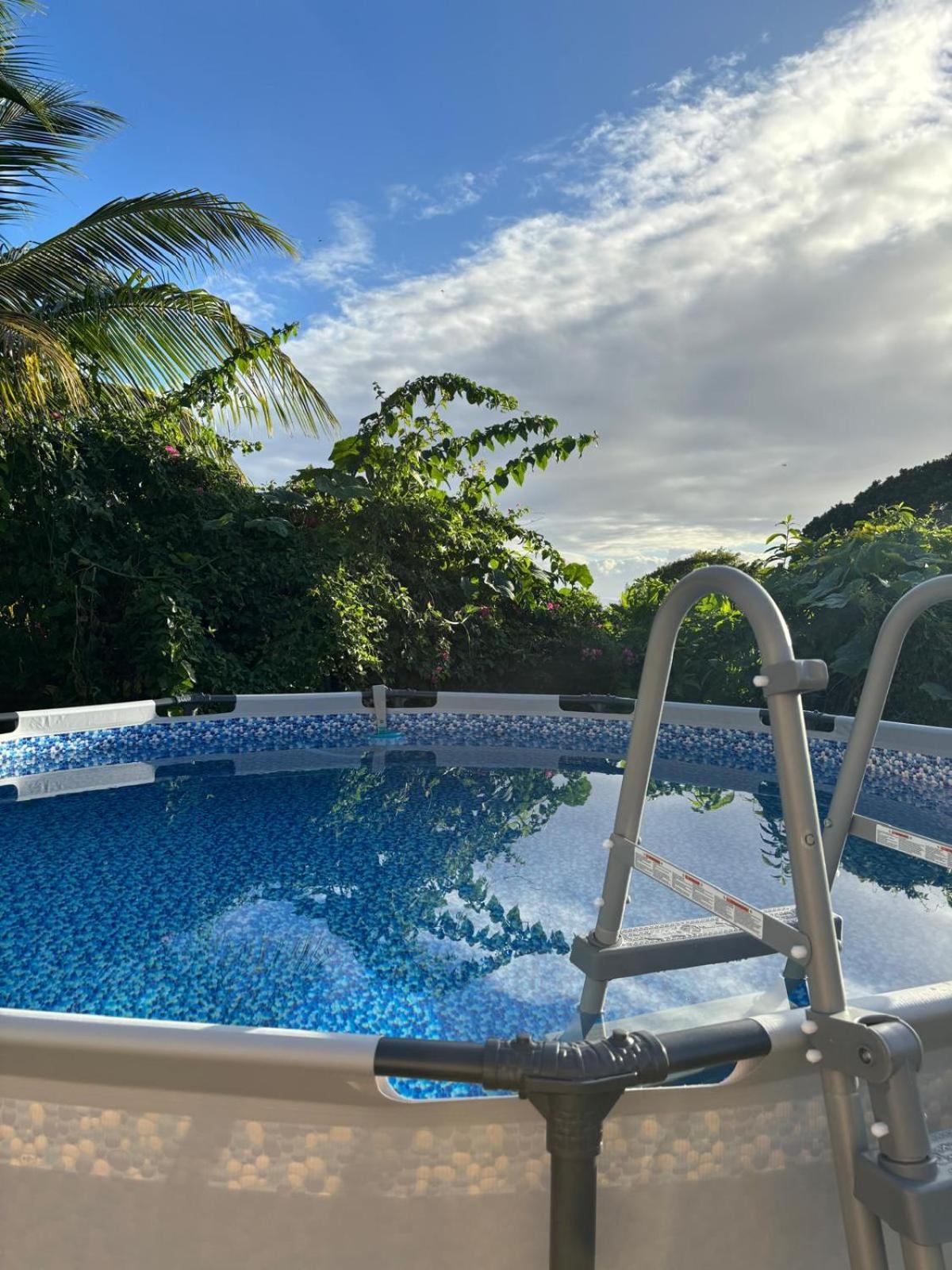 La Jemeli Hotell Grand-Bourg  Exteriör bild
